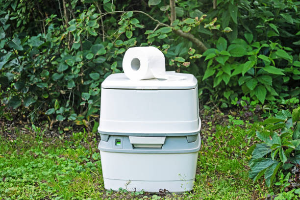 Best Porta potty rental near me  in Defuniak Springs, FL